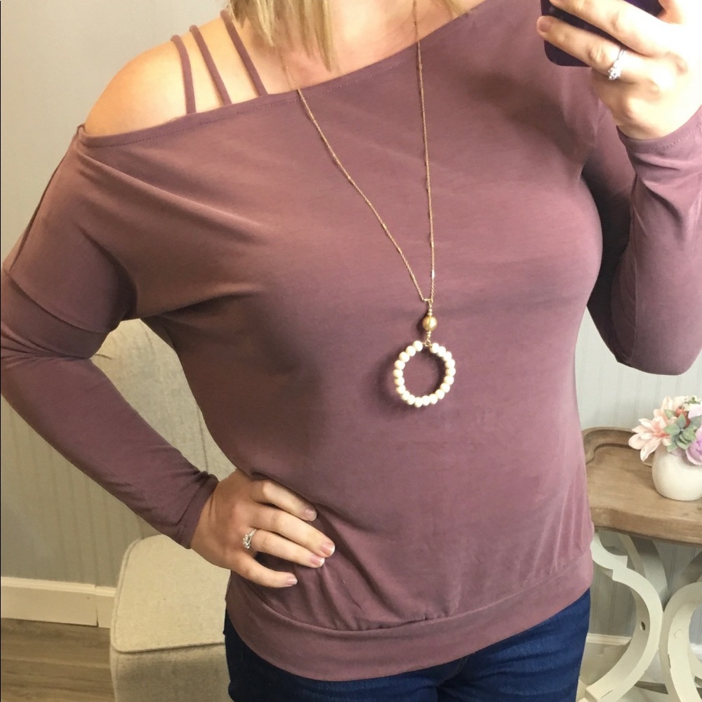 Mauve strappy shoulder top